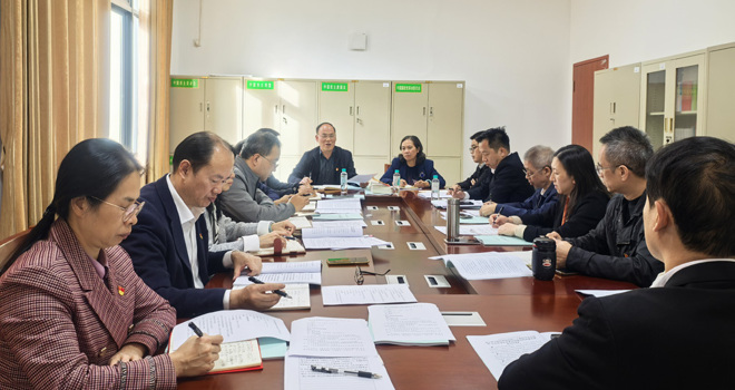 邹勇副书记旁听指导机关党委理论学习中心组学习