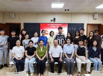 [迎校庆]广西中医药大学国际教育学院完成2026级秋季新生迎新工作