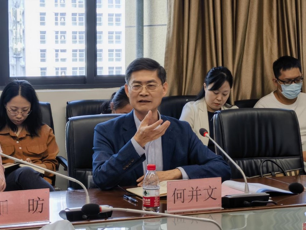 何并文副书记 何并文副书记