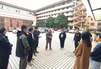 我校开展消防安全月全校大检查 筑牢校园安全“防火墙”