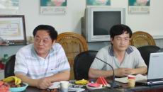 药厂召开离退休党员迎“七&#183;一”座谈会