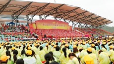 瑞康医院积极参加广西中医药大学成立庆典活动