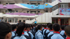 爱在阳光下——我校青年同伴教育中心志愿者走进园湖路小学