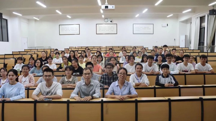 我校学生干部队伍顺利开展公文写作培训活动