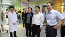 国家中医药管理局副局长闫树江一行到我校调研