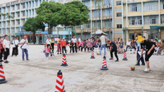 我校举行离退休职工趣味运动会