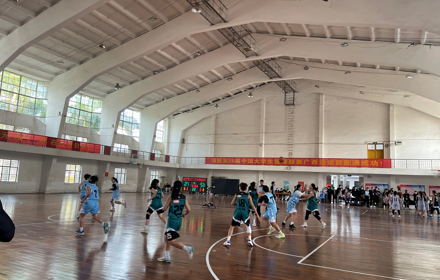 我校女子篮球队在第25届中国大学生篮球二级联赛广西选拔赛中喜获佳绩
