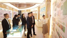 象州县县委书记张东一行到一附院参观交流