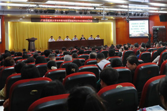 我校召开本科教育教学审核评估工作再动员暨培训大会