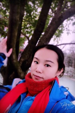 唐莹