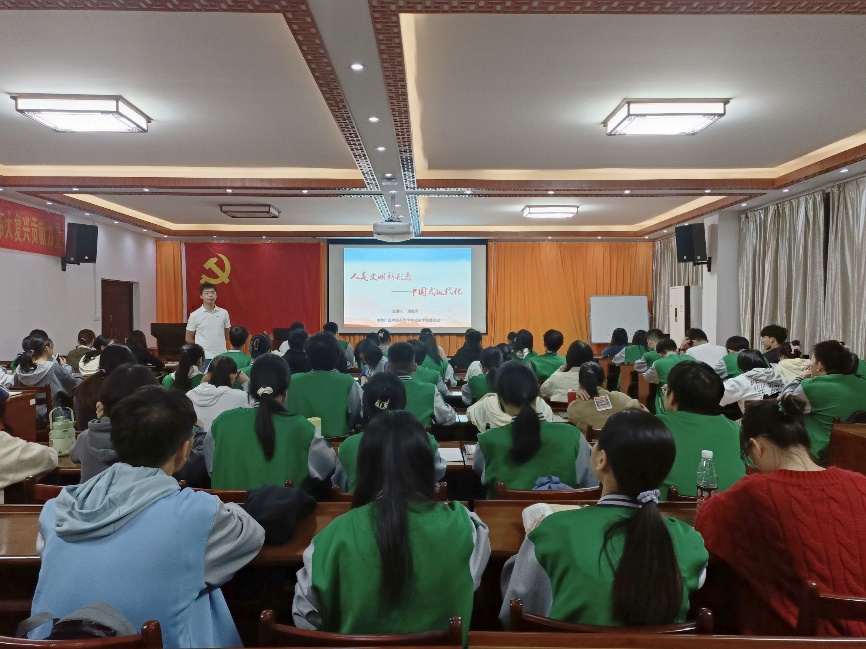 https://www.gxtcmu.edu.cn/UploadFiles/xwzx/2022/11/202211272222303768.jpg