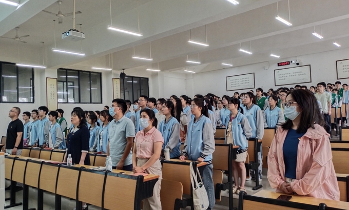【主题教育】将党校培训融入主题教育学习 基础医学院入党积极分子培训班开班暨第一次专题党课