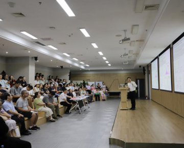 我校举办中医药高层次人才培养基地 “名家大讲堂”学术报告会