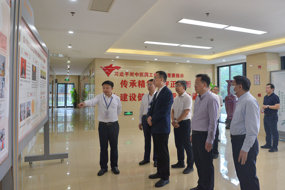听取医院主题教育工作汇报 听取医院主题教育工作汇报