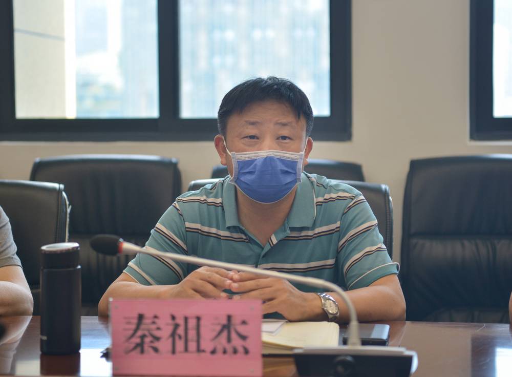 秦祖杰对驻村第一书记驻村工作提出具体要求 秦祖杰对驻村第一书记驻村工作提出具体要求