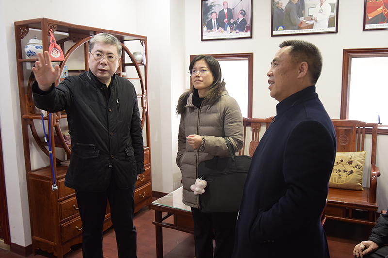 2参观国医大师馆.jpg