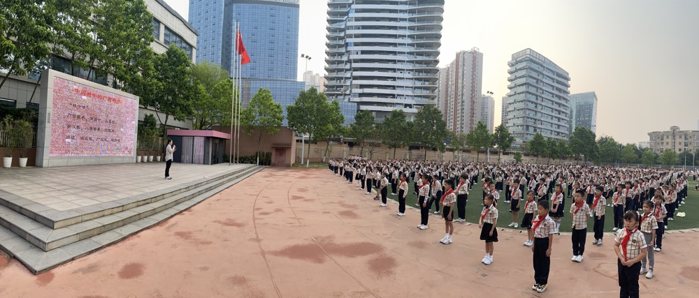 同学们学习“桂十味” 同学们学习“桂十味”