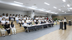 2024年自治区“强国复兴有我”主题宣讲活动走进广西中医药大学
