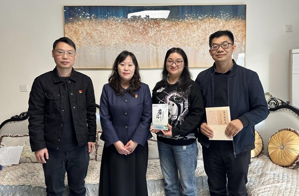 公司纪委书记张帆进行廉政家访 公司纪委书记张帆进行廉政家访