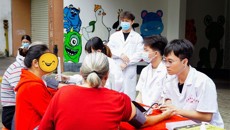 瑞康临床医学院举办“健康进社区,义诊暖人心”义诊活动