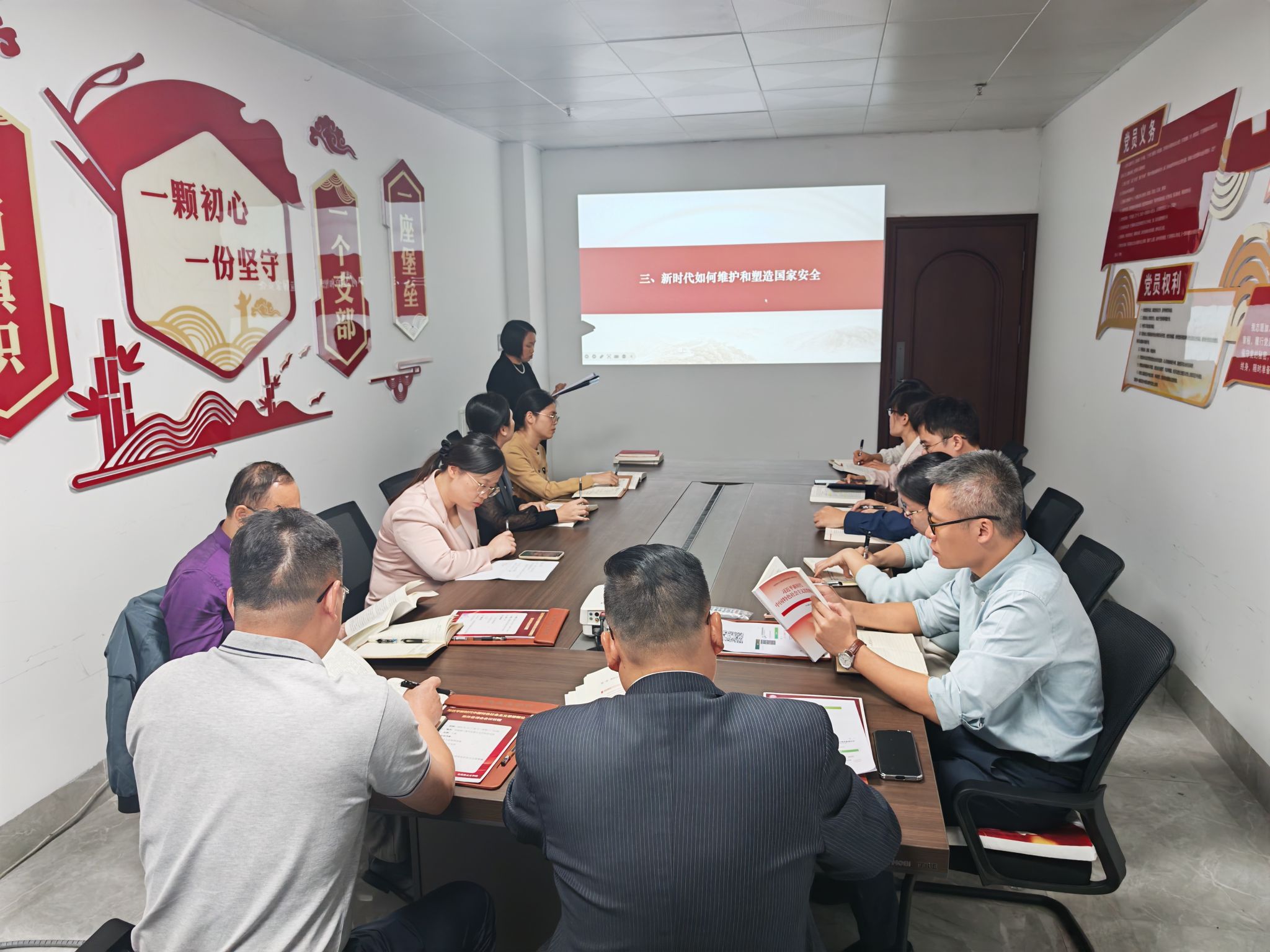 添加图片描述 添加图片描述