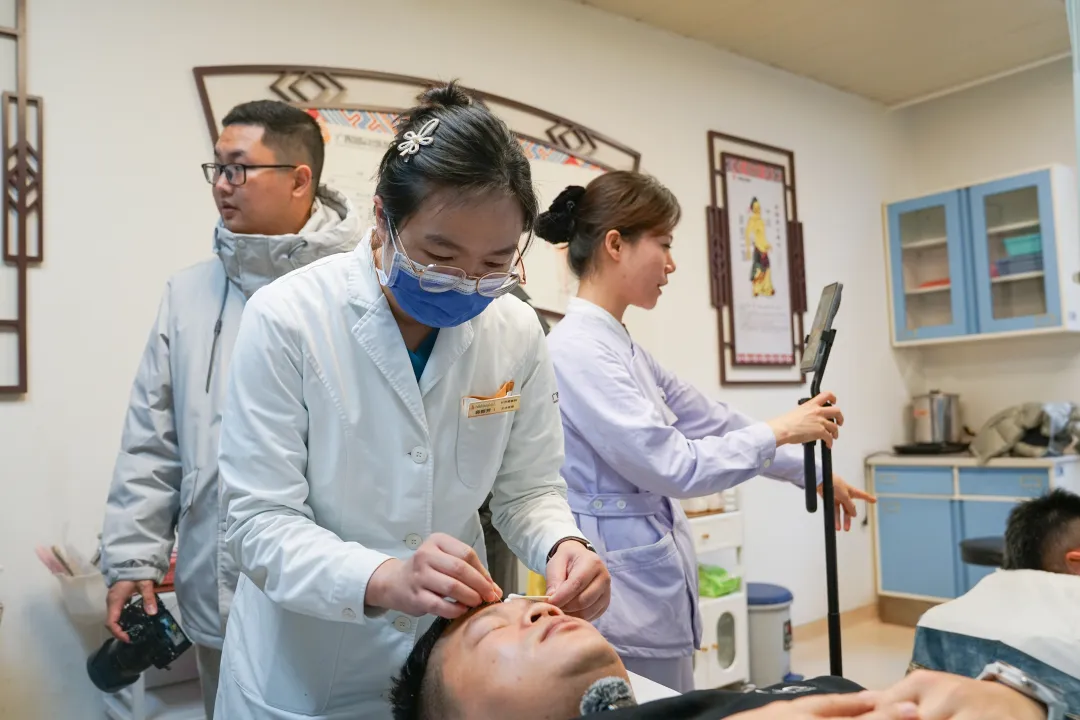 203940af-6aa7-4fa1-a6df-b6f19e86f633