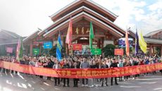 第一附属医院举办2025年第八届户外健步走暨趣味运动会