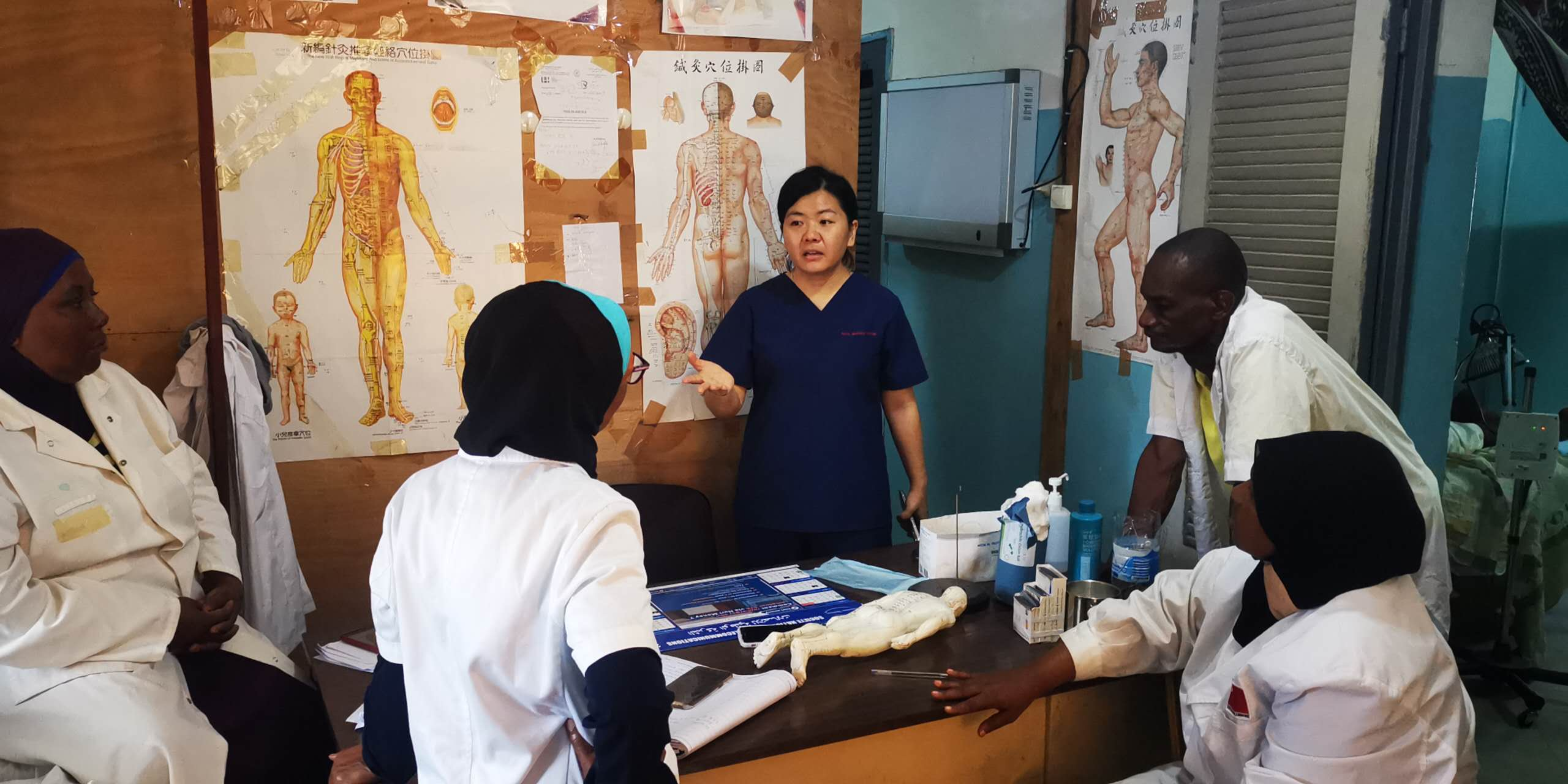 ▲贺诗寓临床带教