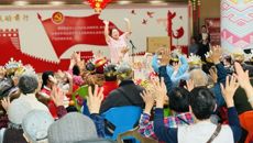 附属国际壮医医院多个党支部联合开展长者集体生日会暨健康科普慰问活动