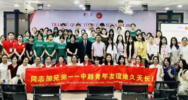 学校资助15名学子赴越南顺化开展研学交流