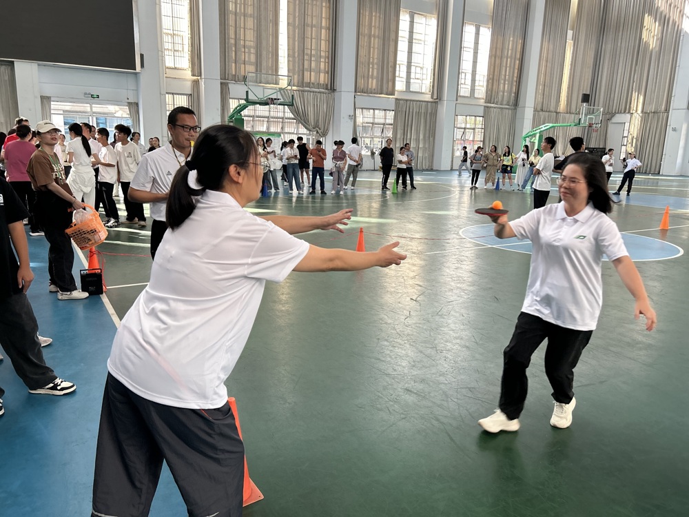 快乐趣味乒乓球 快乐趣味乒乓球