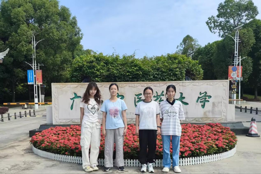 图片1 图片1
