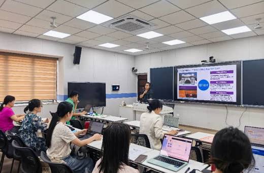 外国语学院举办“雨课堂”AI赋能教学工作坊