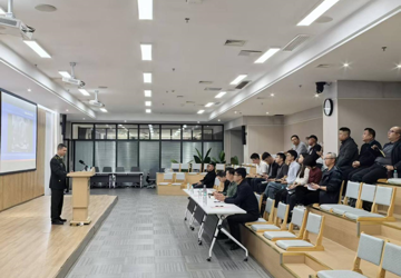 北京市教委高校军事课教学指导委员会专家到我校调研交流