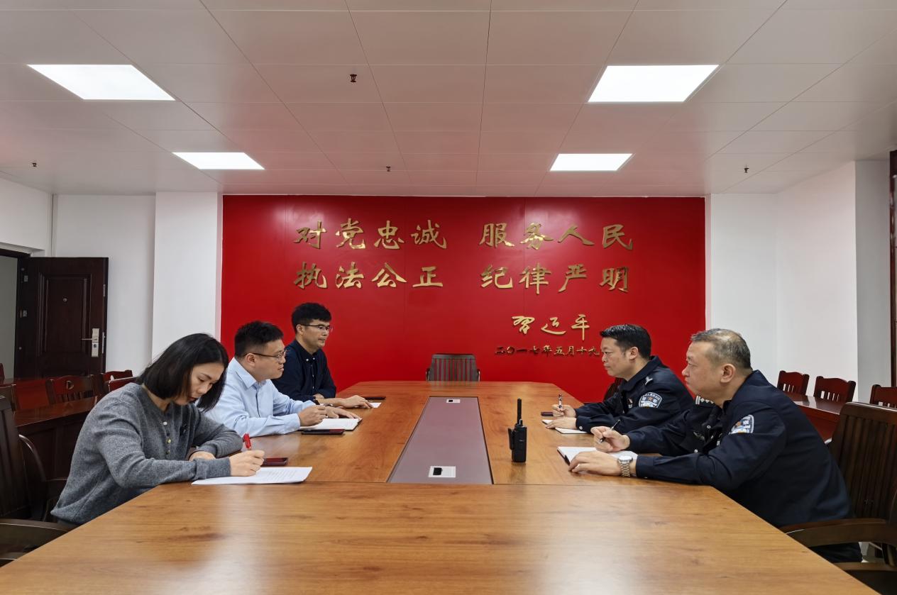 0c6b6dc4e46afccb6001059a0934bf23