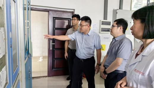 学校开展危险化学品与易制爆物品安全专项检查