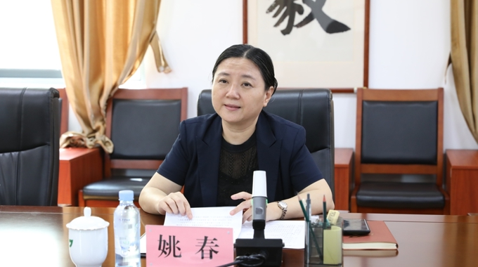 新加坡莱佛士教育集团到学校参观交流
